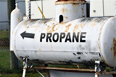 Warning Signs of Propane Tank Problems 